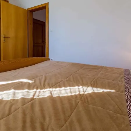 Apartment One-bedroom In Xxii *